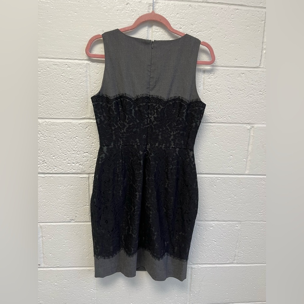 Banana Republic Gray/Black Lace Inset Sheath Dress Sz. 10P NWT - Picture 3 of 8